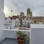 La Casa Vertical קדיז